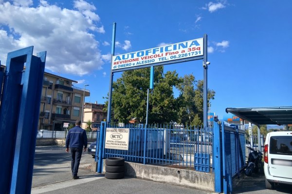 Insegna Autofficina Orciari, revisione veicoli fino a 35q